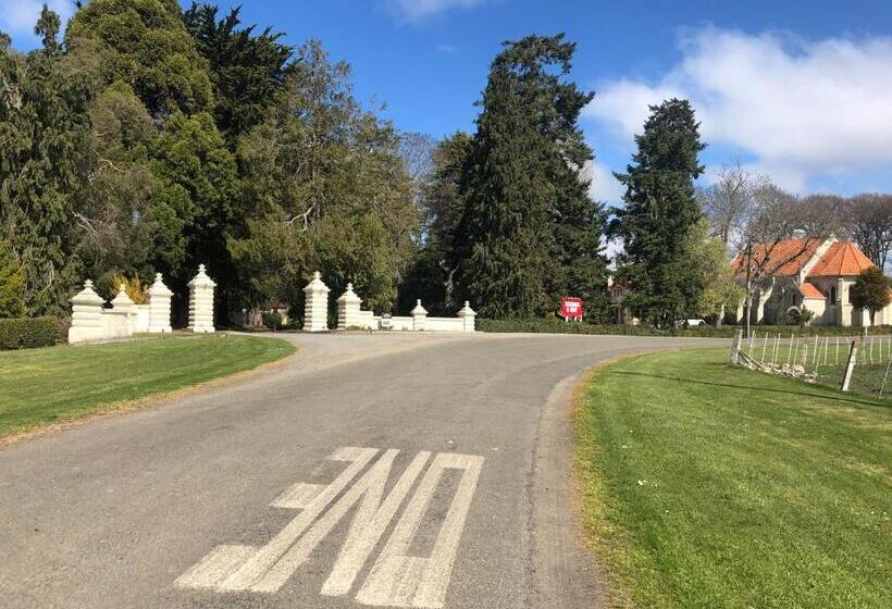 בית מלון כפרי Teschemakers Resort