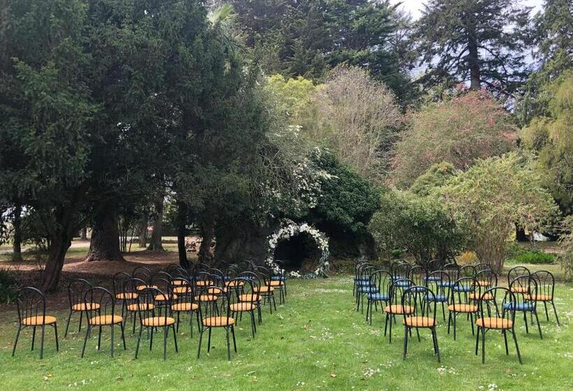 בית מלון כפרי Teschemakers Resort