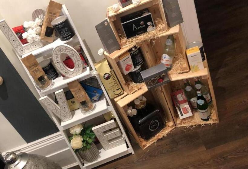 The Strand Hotel, The Former Residence Of Oscar Wilde