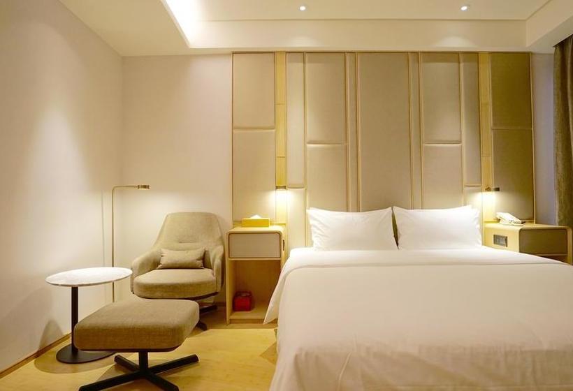 酒店 Ji  Xian Xinjiamiao Metro Station