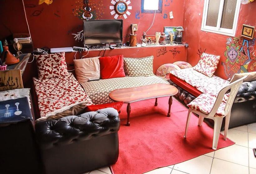 Medina Guesthouse   Hostel