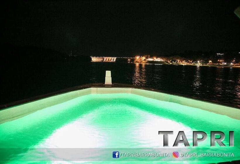 Tapri   Hotel Flutuante