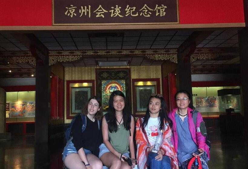 Wuwei Qiyou Space Capsule Hostel