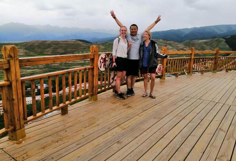 Wuwei Qiyou Space Capsule Hostel