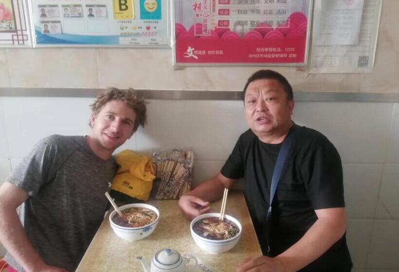 Wuwei Qiyou Space Capsule Hostel