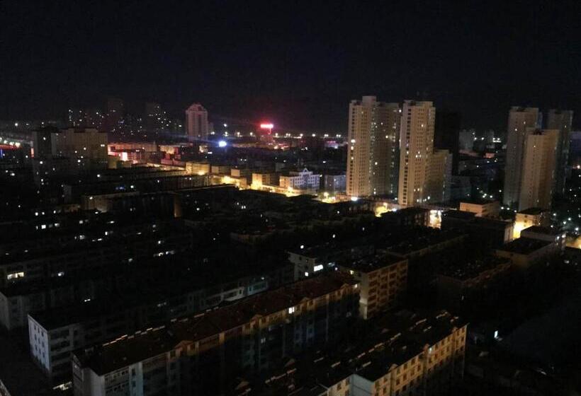 Wuwei Qiyou Space Capsule Hostel