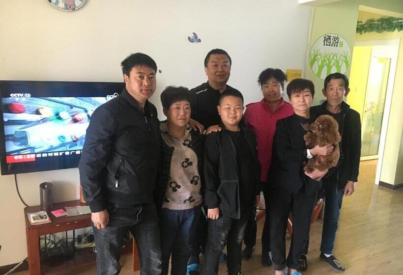 Wuwei Qiyou Space Capsule Hostel