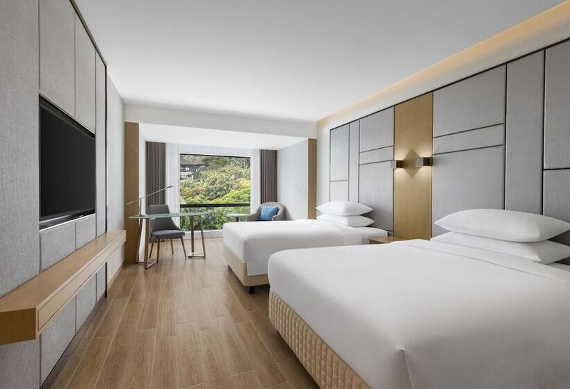 هتل Four Points By Sheraton Boracay