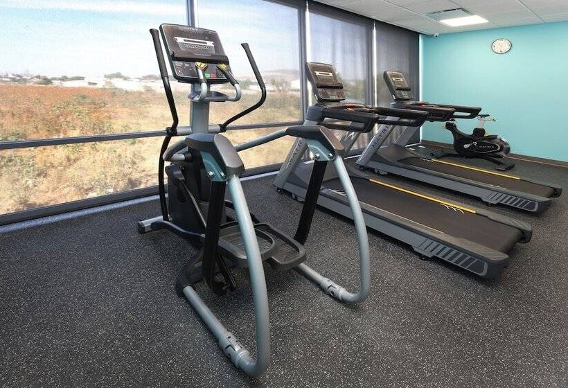 Avid Hotel Guadalajara Aeropuerto Norte by Ihg