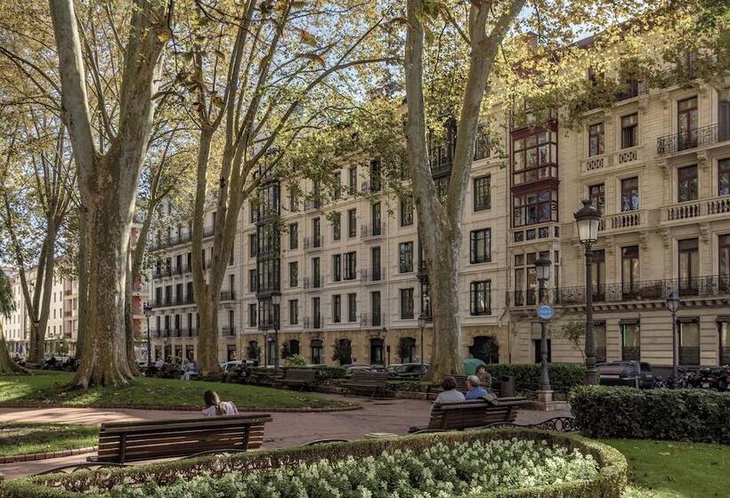 Batimont Suites & Apartments