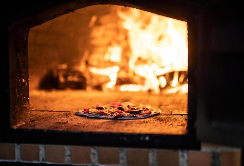 Craveiral Farmhouse By Belong Staying & Feeling