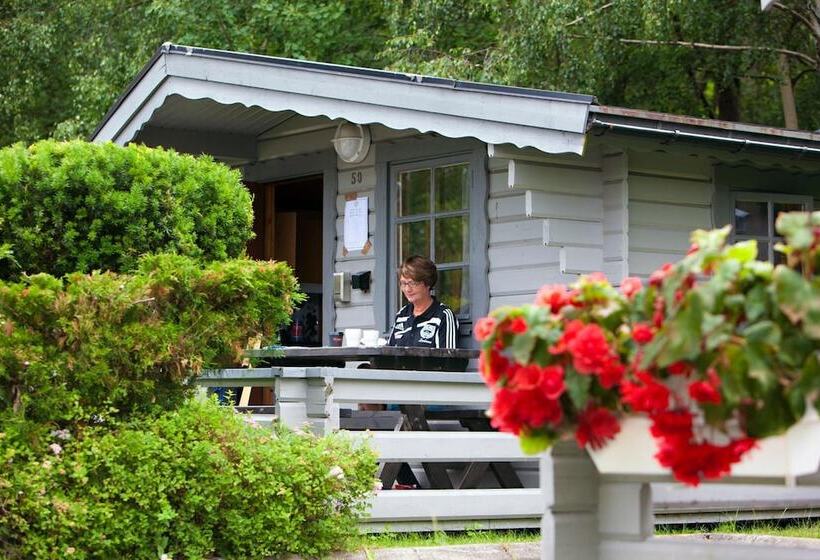 ホテル Lisebergsbyns Stugor