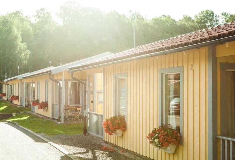 ホテル Lisebergsbyns Stugor