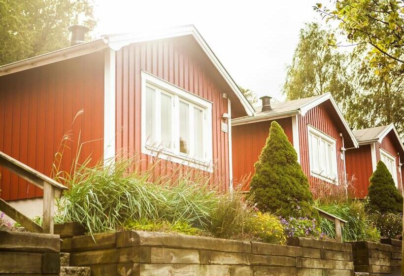 ホテル Lisebergsbyns Stugor