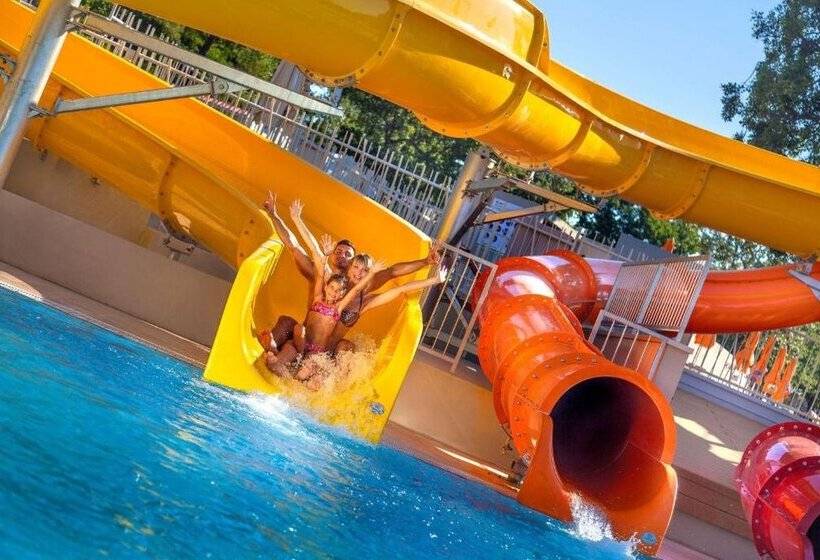 酒店 Punto Blu Valamar Camping Village