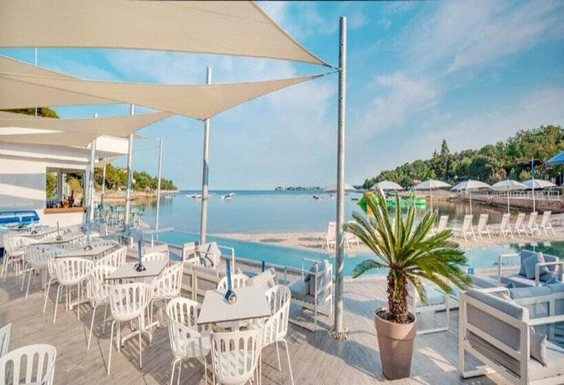 酒店 Punto Blu Valamar Camping Village