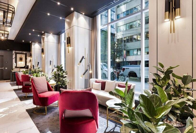 Hotel Riu Plaza Toronto