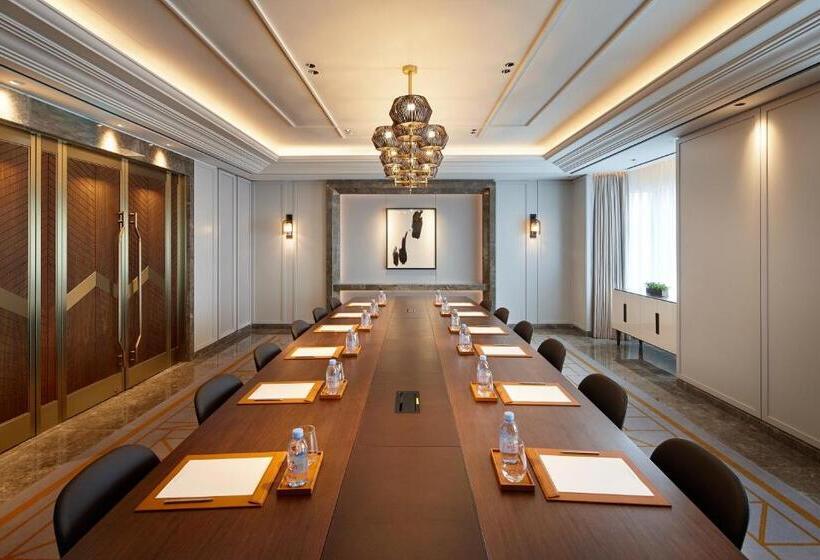 Lotte Hotel Seoul Executive Tower