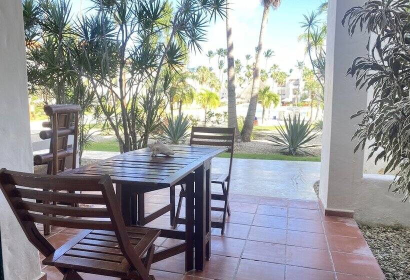 Stanza Mare Beach Front