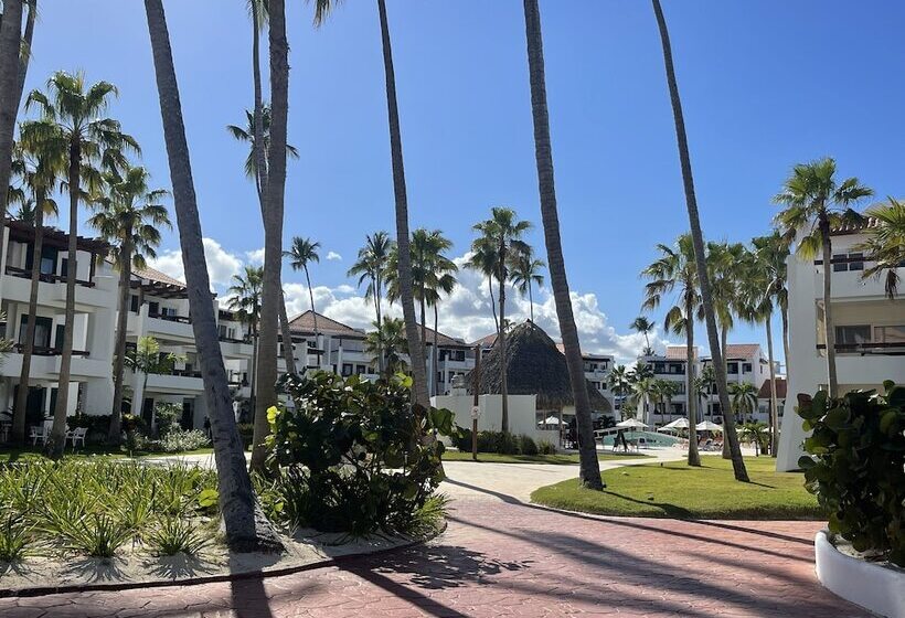 Stanza Mare Beach Front