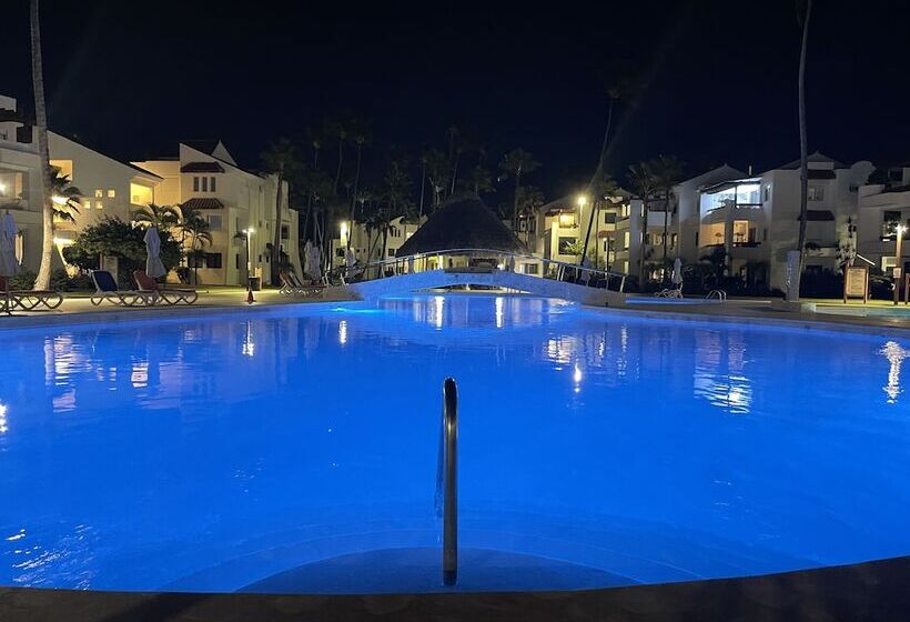 Stanza Mare Beach Front