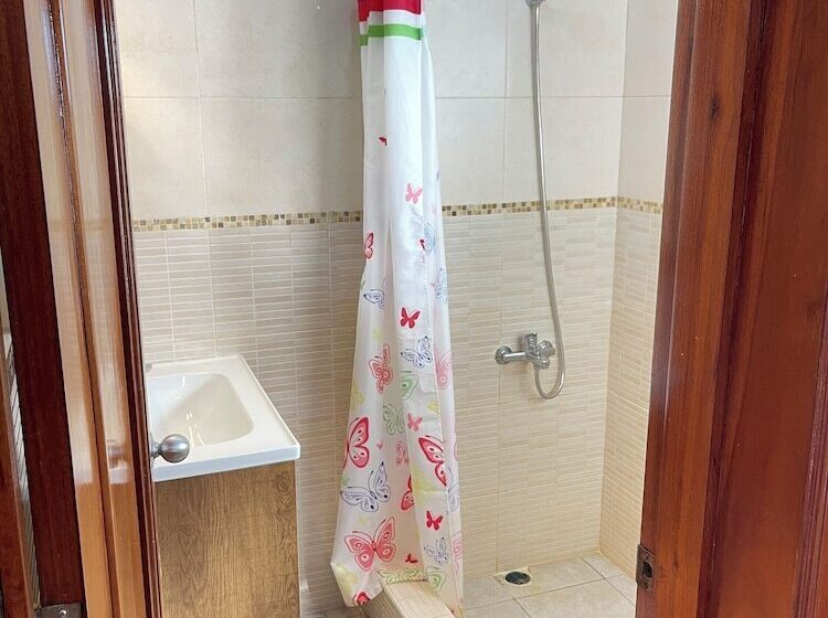 Stanza Mare Beach Front