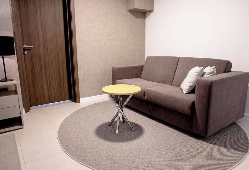 Tama Eurobuilding Hotel San Cristobal