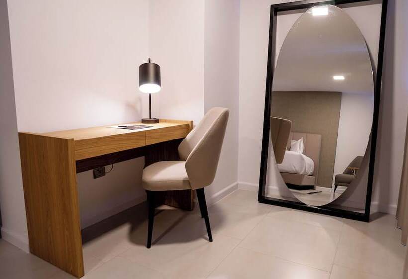 Tama Eurobuilding Hotel San Cristobal