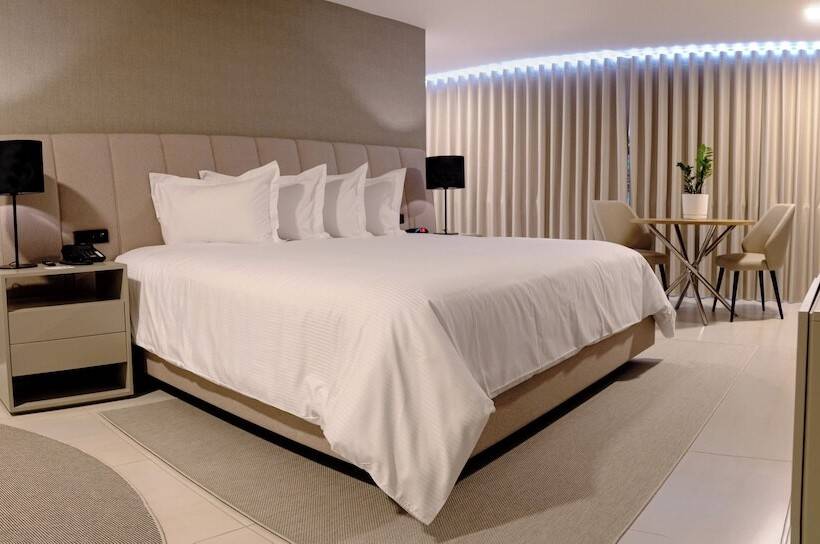 Tama Eurobuilding Hotel San Cristobal