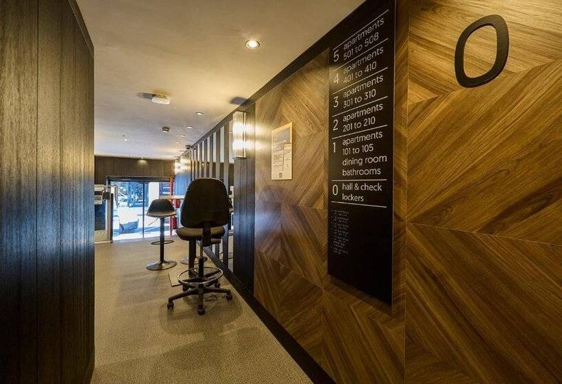 ホテル B48 Oviedo Opera