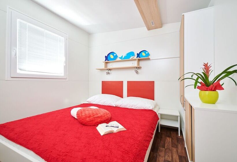 בית מלון כפרי Camping Adria Mobile Homes Park Umag