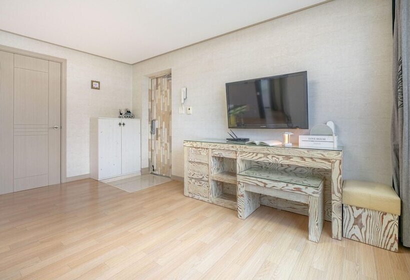 Gapyeong Applerotgi Pension