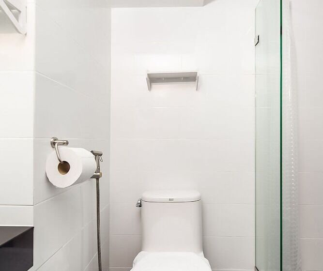 בית מלון כפרי Behome Phuket