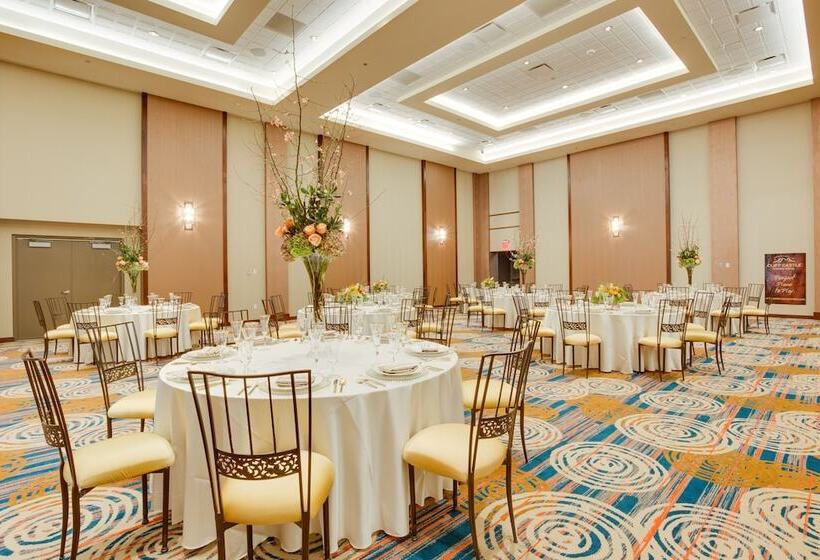 هتل Cliff Castle Casino