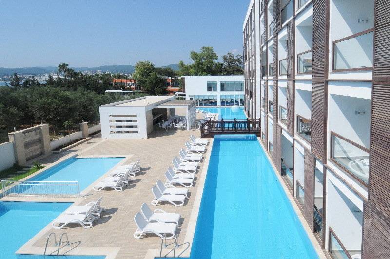 酒店 Gold Island Family