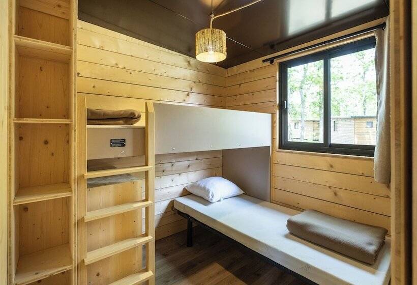 Отель Huttopia Caminos de Galicia