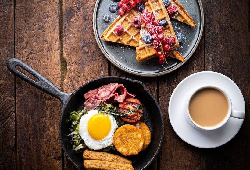 هتل Hyatt Centric Juhu Mumbai