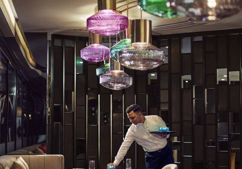 هتل Hyatt Centric Juhu Mumbai