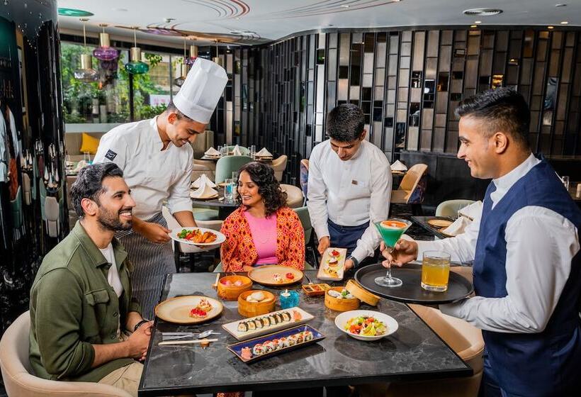 هتل Hyatt Centric Juhu Mumbai