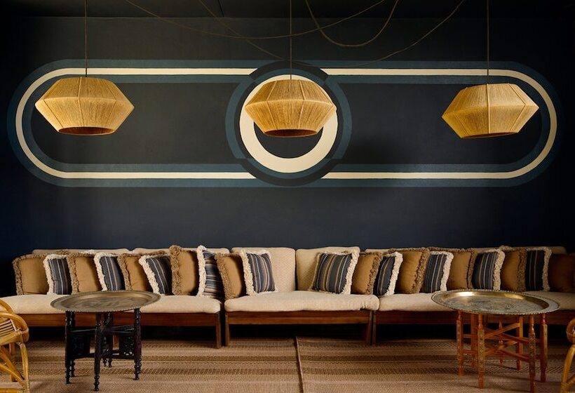 Отель The Daydrift