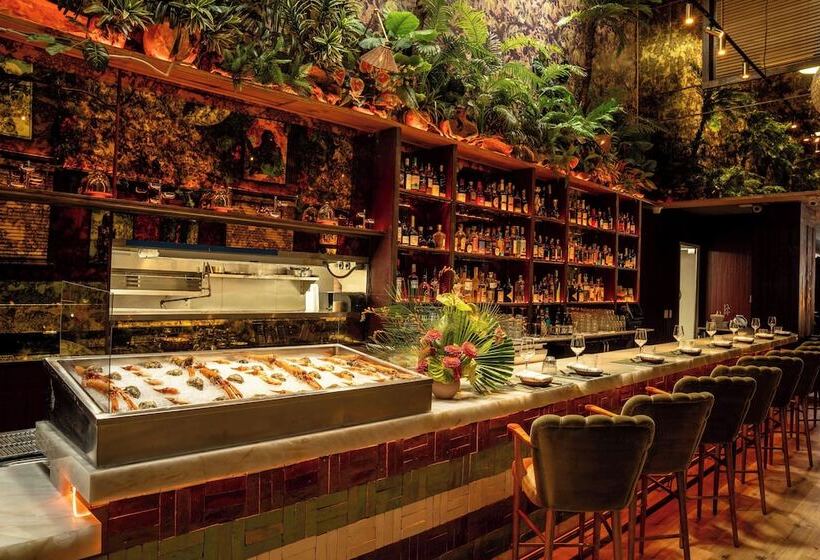 Отель The Daydrift