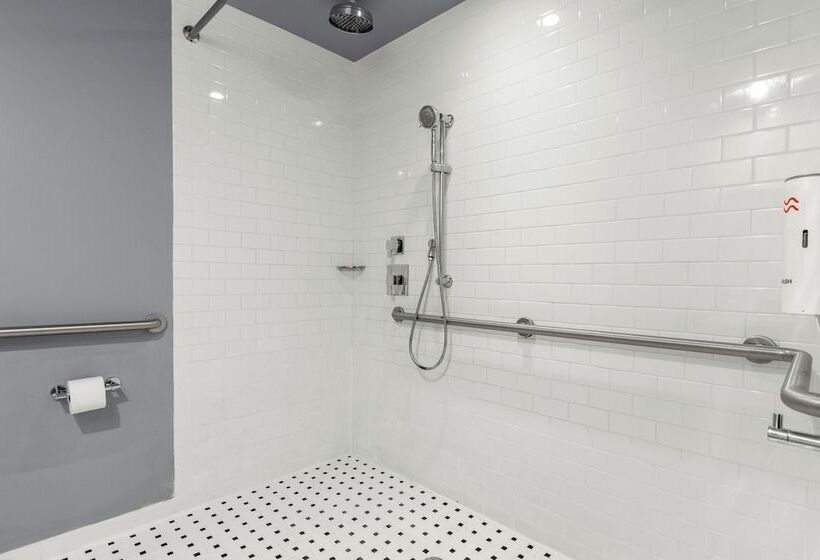 Отель The Daydrift