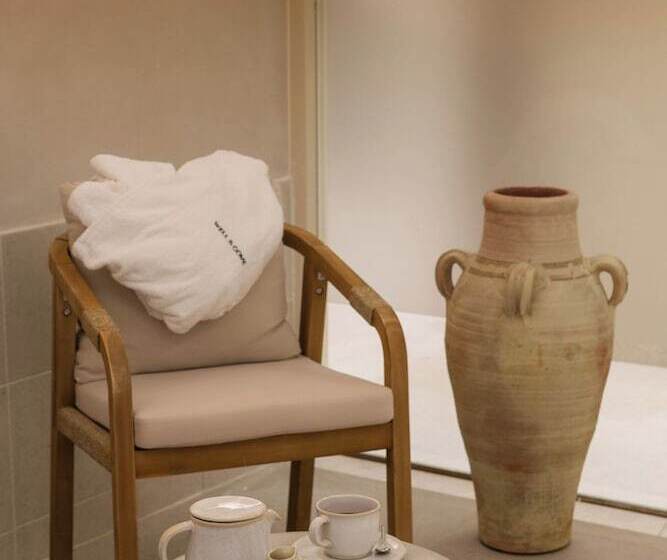 هتل Well And Come Malaga