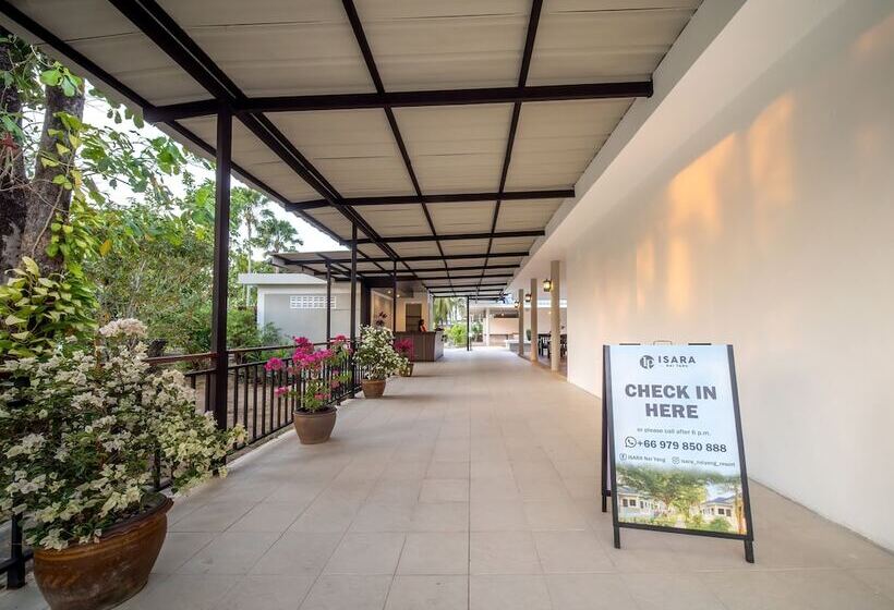 Isara Nai Yang Resort