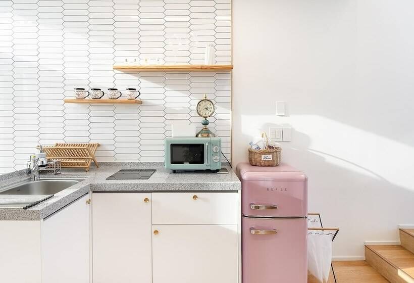 Jeju Geunalohu Pension