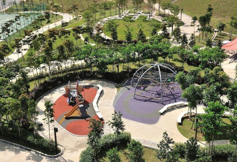 New Wave Hotel Nilai 1