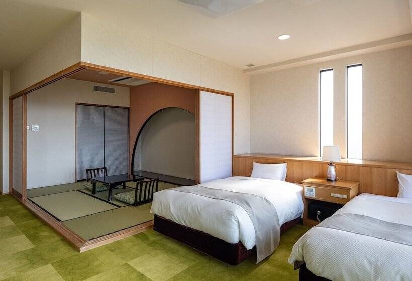 Рёкан Ooedo Onsen Monogatari Amakusa Hotel Kameya