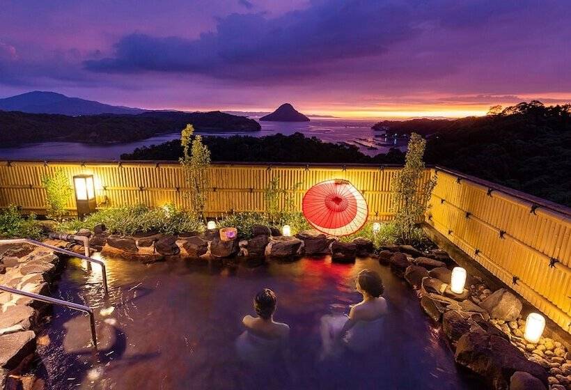 Рёкан Ooedo Onsen Monogatari Amakusa Hotel Kameya