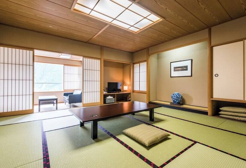 Ryokan Ooedo Onsen Monogatari Masuya