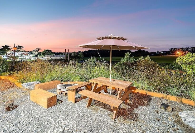 Taean Todamgil Pension